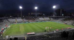 Conmebol vistoria estádio do Colo-Colo antes da estreia do grupo do Fluminense