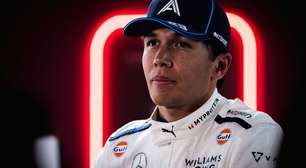 F1: Albon diz que adrenalina ajudou Sainz a vencer em Melbourne