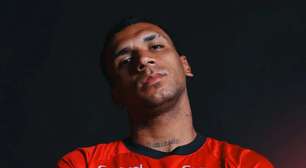 Athletico-PR bate o martelo sobre Petterson e Flamengo toma atitude sobre futuro do atacante