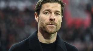 Desejado pelo Liverpool, Xabi Alonso toma decisão sobre futuro de carreira