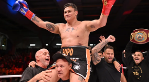 No aniversário de Vitor Belfort, presentes de Popó são provocações e acusações: 'Quer lutar cheio de hormônios'