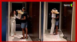 Pitel é recebida com flores por namorado após eliminação do BBB