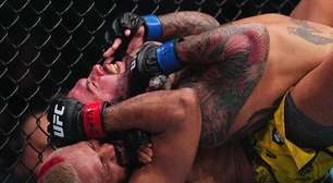 Deiveson Figueiredo vira luta contra Cody Garbrandt, finaliza ex-campeão no UFC 300 e pede disputa de cinturão