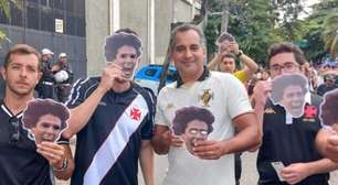 Vasco faz homenagens a Dinamite em jogo contra o Grêmio