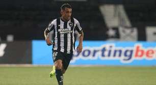 Com lesão na panturrilha, Damián Suárez segue como dúvida no Botafogo