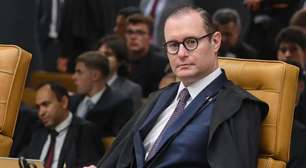 Zanin se declara impedido de analisar recurso de Bolsonaro
