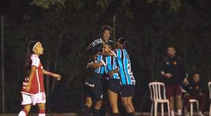 Grêmio leva a melhor no Gre-Nal e mantém rival no Z4 do Brasileirão Feminino