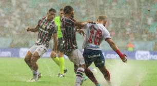 Debaixo de chuva, Bahia vence o Fluminense de virada na Fonte Nova