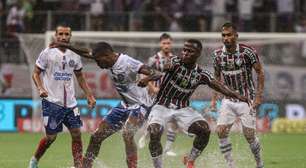 Web reage a gramado da Fonte Nova para jogo entre Bahia x Fluminense: 'Virou polo aquático'