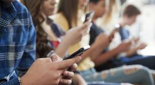 Celular e uso de tecnologia na escola: qual debate realmente importa?