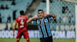 Grêmio supera Athletico-PR e alcança primeira vitória no Brasileirão