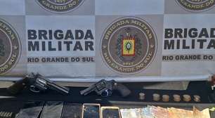 Após alerta de rádio; ROCAM aborda dupla de assaltantes de estabelecimento comercial em Porto Alegre