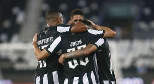 Botafogo atropela o Juventude e sobe pra terceiro no Brasileirão