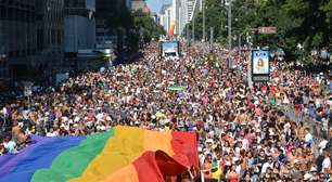 Parada LGBT+ de SP 2024 tem como tema voto consciente pelos direitos da população LGBTQIA+