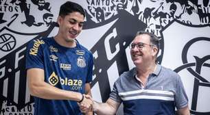 Santos anuncia a renovação de contrato de Jair até 2026