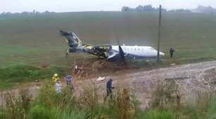 Avião da Cimed sai da pista após pouso no Rio Grande do Sul; veja vídeo