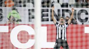 Botafogo tira a virgindade do Universitario e avisa que está vivo na Libertadores
