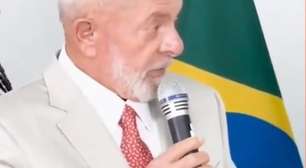 Lula homenageia cachorro Joca, que morreu depois de ser enviado em voo errado