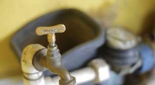 Reforma tributária: governo propõe devolver 50% de tributos sobre água e esgoto a mais pobres