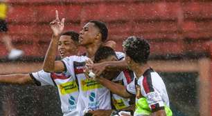 Corinthians contrata novo zagueiro para o Sub-17 e chega a 27 reforços para as categorias de base