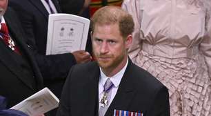 Príncipe Harry teria 'chorado de raiva' quando foi despejado da mansão real, diz especialista