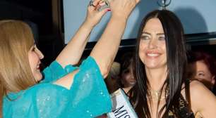 Modelo de 60 anos vence Miss Universo Buenos Aires e revela truques de beleza