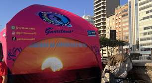 Copacabana: Como é ver o nascer do Sol no mar em uma prancha