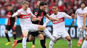 Campeão Leverkusen marca no último lance do jogo e segue invicto no Alemão