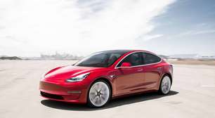 Tesla quer vender carros elétricos "no precinho" para se manter líder