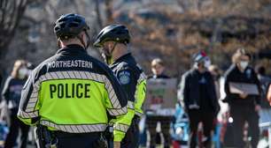 EUA: polícia detém manifestantes pró-Palestina em universidades de Boston, Arizona e Indiana