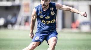 Willian Bigode volta a treinar e aumenta opções de Carille no Santos