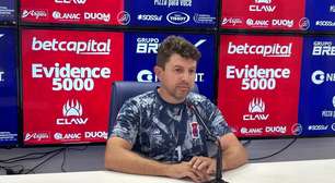 Tcheco exalta apoio da torcida do Paraná Clube: "Uma responsabilidade"