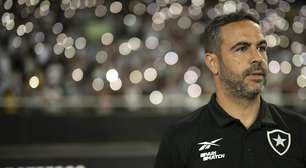 Torcedores do Botafogo piram com o técnico Artur Jorge: 'Deu para sentir o dedo'