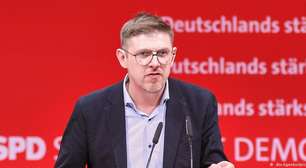 Eurodeputado alemão é internado após ser espancado em ato de campanha
