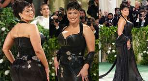 Vestido com espartilho de Ashley Graham levou 500 horas para ser criado e modelo plus size 'mal conseguiu respirar' no Met Gala 2024