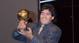 Bola de ouro da Copa do Mundo de 1986 que era de Maradona vai a leilão