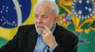 Lula diz que vai viver até os 120 anos para disputar mais 10 eleições 'até de bengala'; veja