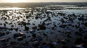 Indústria paralisa produção e dá férias coletivas em meio a enchentes no Rio Grande do Sul