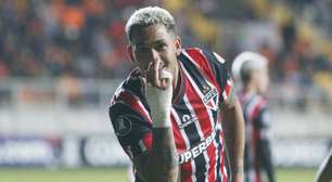 São Paulo vence o Cobresal de virada e garante vaga nas oitavas da Libertadores