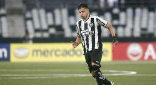 Romero celebra evolução no Botafogo: 'Estou conseguindo ritmo'