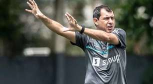 Técnico do Santos fala sobre possíveis mexidas no time titular diante de sequência de jogos: "A ideia é"