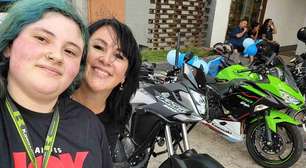 Mãe e filha pilotam motos juntas para vencer a timidez