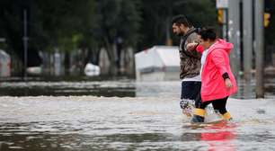 'É muito triste passar por tudo isso outra vez': os voluntários de resgate em 2023 que voltaram a atuar nas enchentes