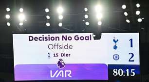 Premier League pode acabar com o uso do VAR na próxima temporada; entenda a situação