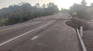 Trecho de rodovia desabaaposta ganha logotipoRio Grande do Sul por volume excessivo de água