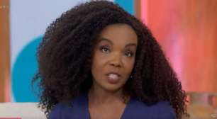 Thelma Assis recebe comentário racista sobre o cabelo e expõe: "Cheio de piolho"