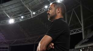 Artur Jorge, técnico do Botafogo, recebe familiares no Rio de Janeiro pela primeira vez