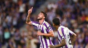 Valladolid de Ronaldo Fenômeno conquista acesso na Espanha