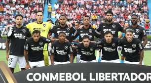 Torcedores do Botafogo após expulsão de Diego Hernández: 'Pode rescindir'