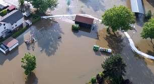 Socorrista morre e milhares de pessoas são retiradas em enchentes no sul da Alemanha
